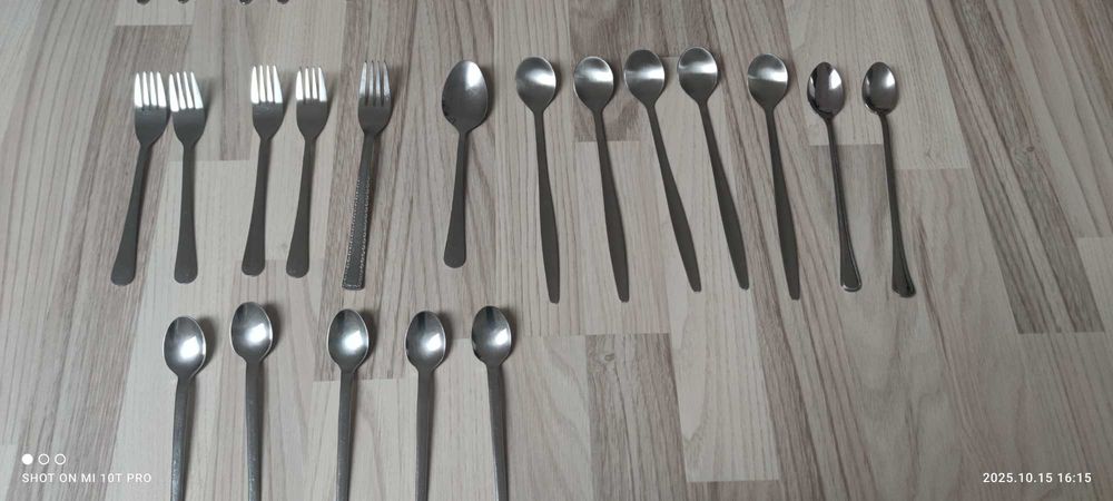 Sprzedam tanio sztućce  Amefa   + różne  razem 50 elementów