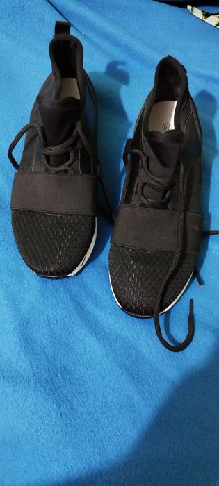 Buty sportowe damskie