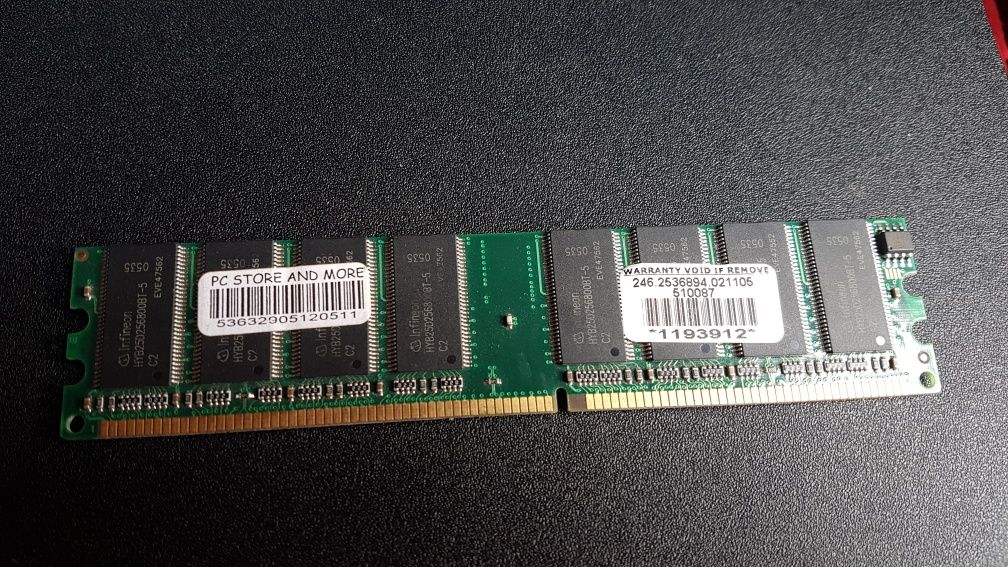 Оперативная память Infineon 512MB DDR-DIMM PC3200 (CL 2.5) 32*8