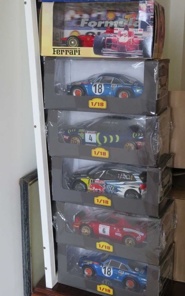 Miniaturas escala 1:18;1:21;1:24;1:32;novos e usados.Ler anuncio