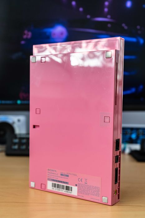 PlayStation 2 Pink SCPH-77004 + 2 pady + Memory Card