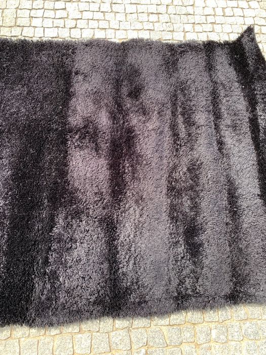 Carpete preta bom estado venda urgente