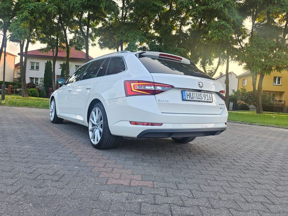 Wynajem Skoda Superb 2.0 190km 4x4 L&K