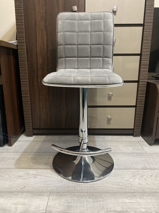 Holer obrotowy, welurowy, szary. Regulowana wysokość