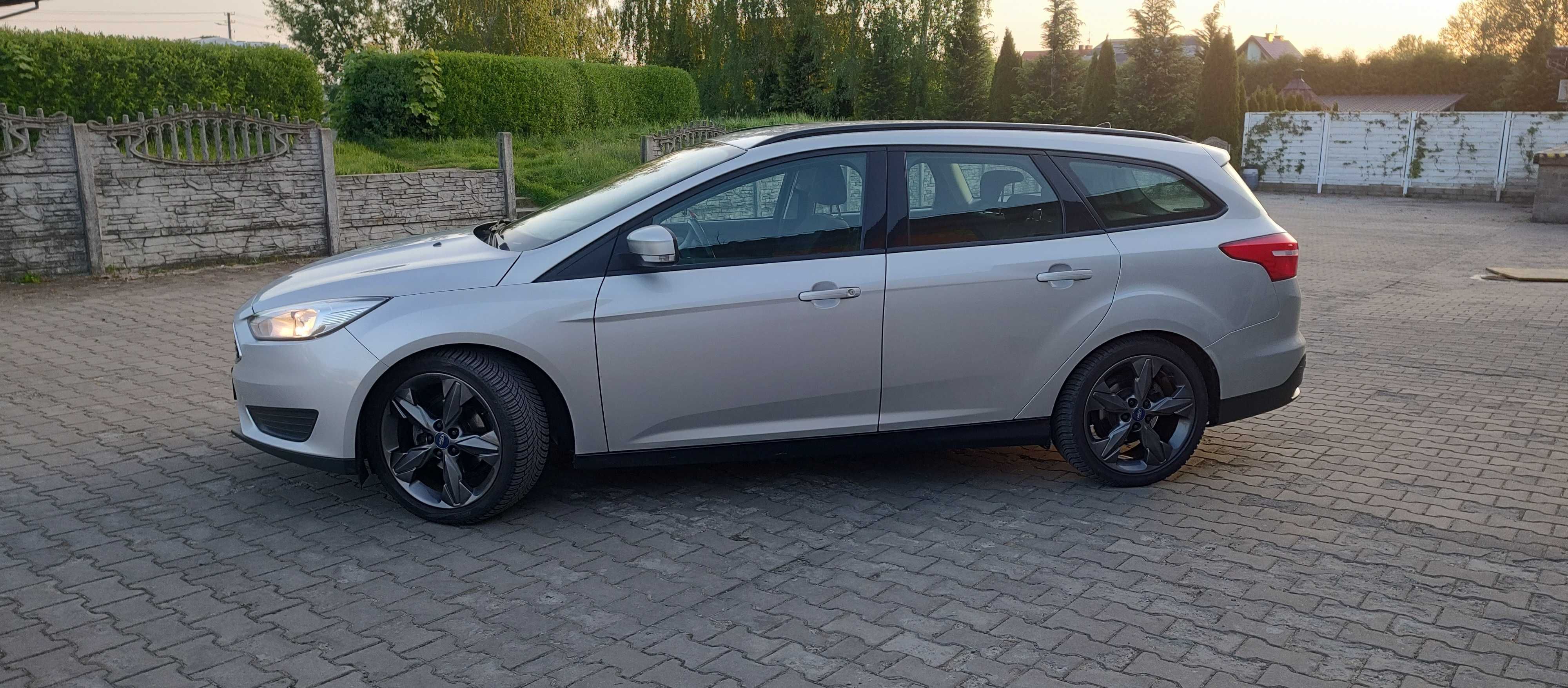 Ford Focus 1,5 tdci Bardzo oszczędny i niezawodny.