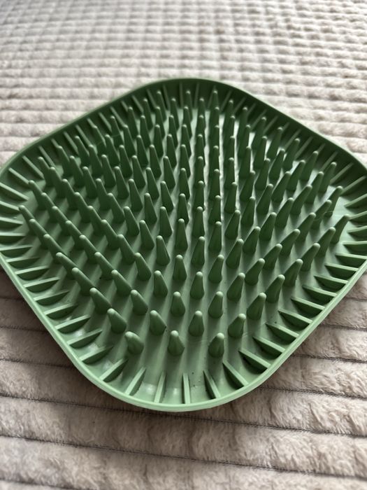 Fiboo jeżomiska – Miskomata do Lizania spowalniająca jedzenie