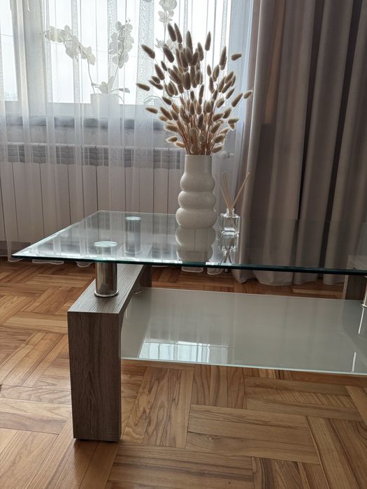 Duzy stolik kawowy stol szklo regulowany szklana law szklany do salonu