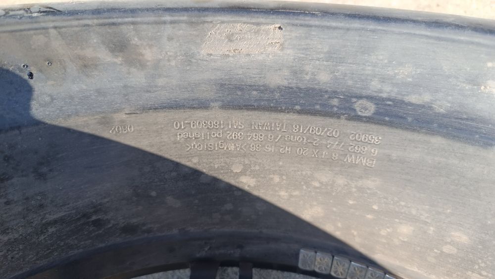 Duas Jantes bmw 20 624m originais um 8j e  8.5j