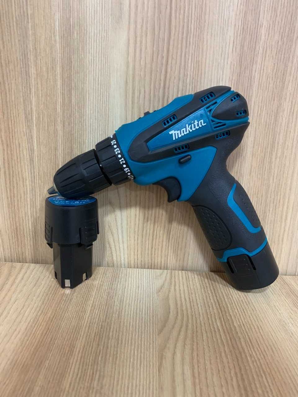 Акумуляторний шуруповерт makita  12 Вт  шурупокрут на 2 акумулятора