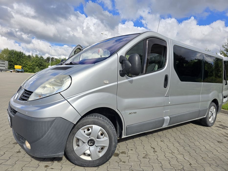 Renault Trafic Passenger 2.0 long