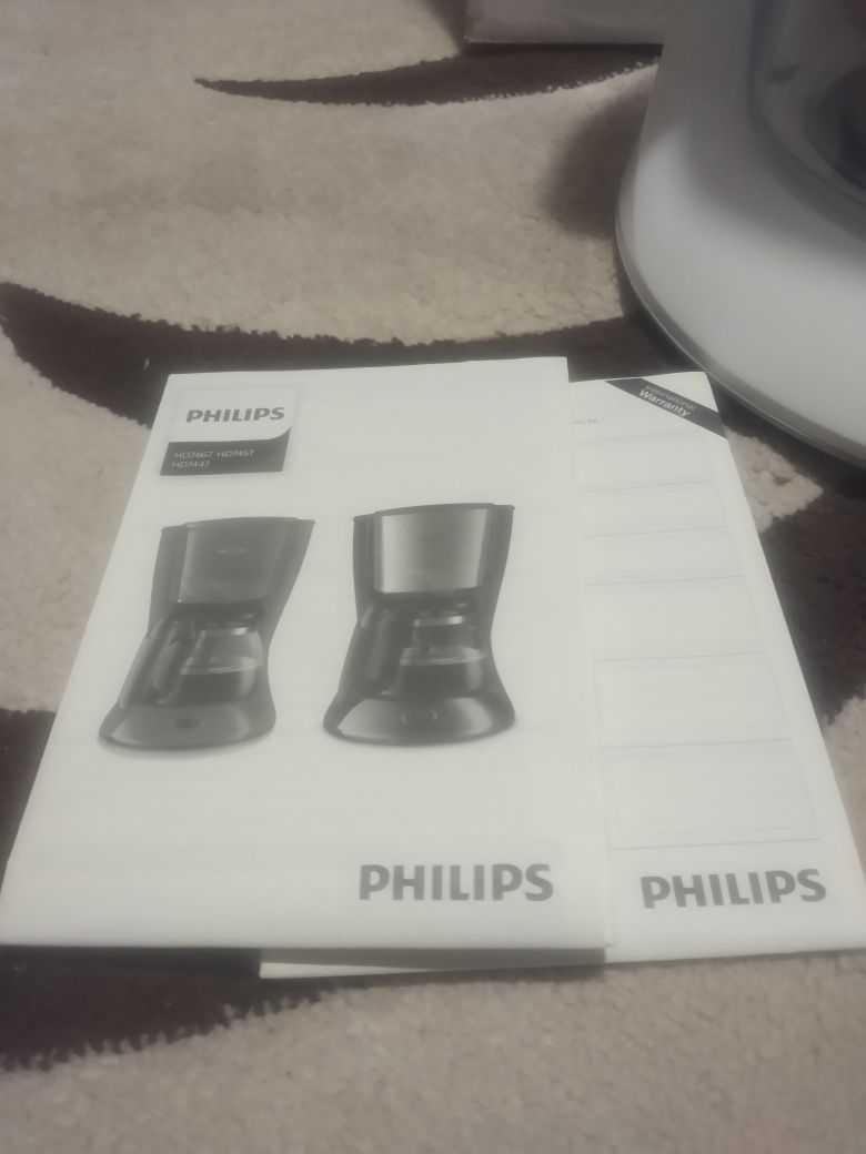 Кофеварка капельная фирмы PHILIPS