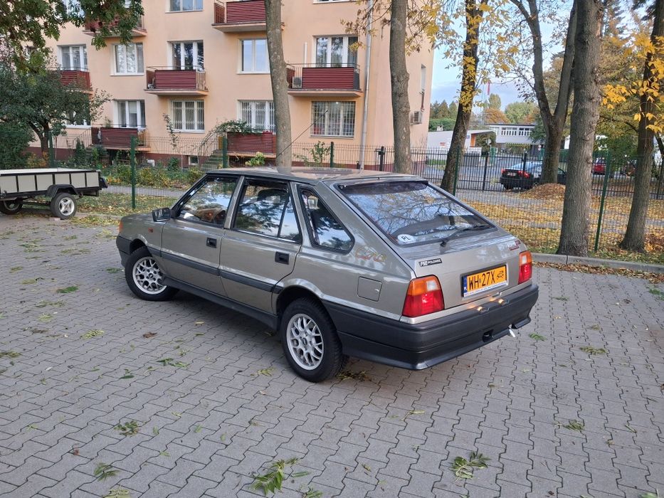 Sprzedam Poloneza Caro 1.4 Rover