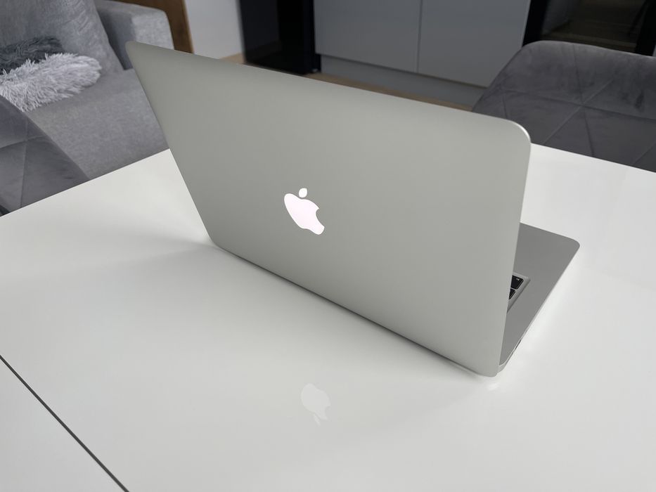MacBook Air 13.3/i5/256GB SSD/8GB RAM/  Nowa Bateria !
