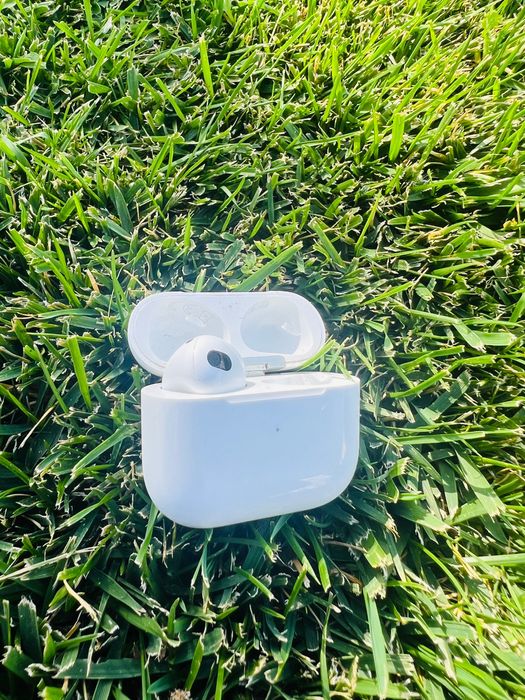 Apple AirPods apenas o fone do lado esquerdo com estojo de carregamen