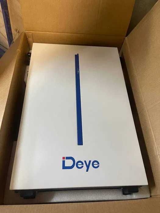 Гібридні інвертори та акумулятори Deye