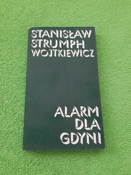 Alarm dla Gdyni Strumph Wojtkiewicz KSIĄŻKA