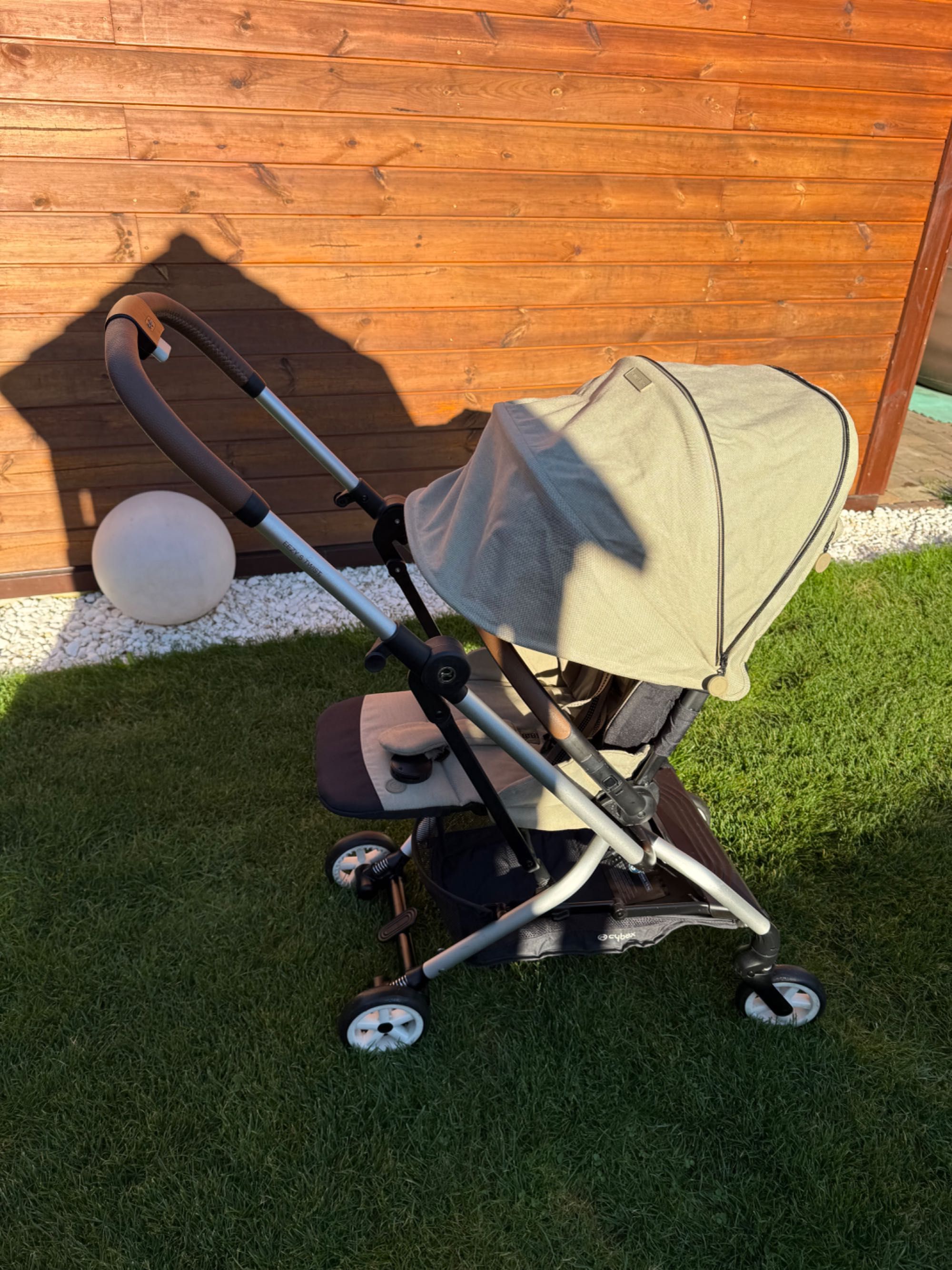 Cybex  ezzy s twist