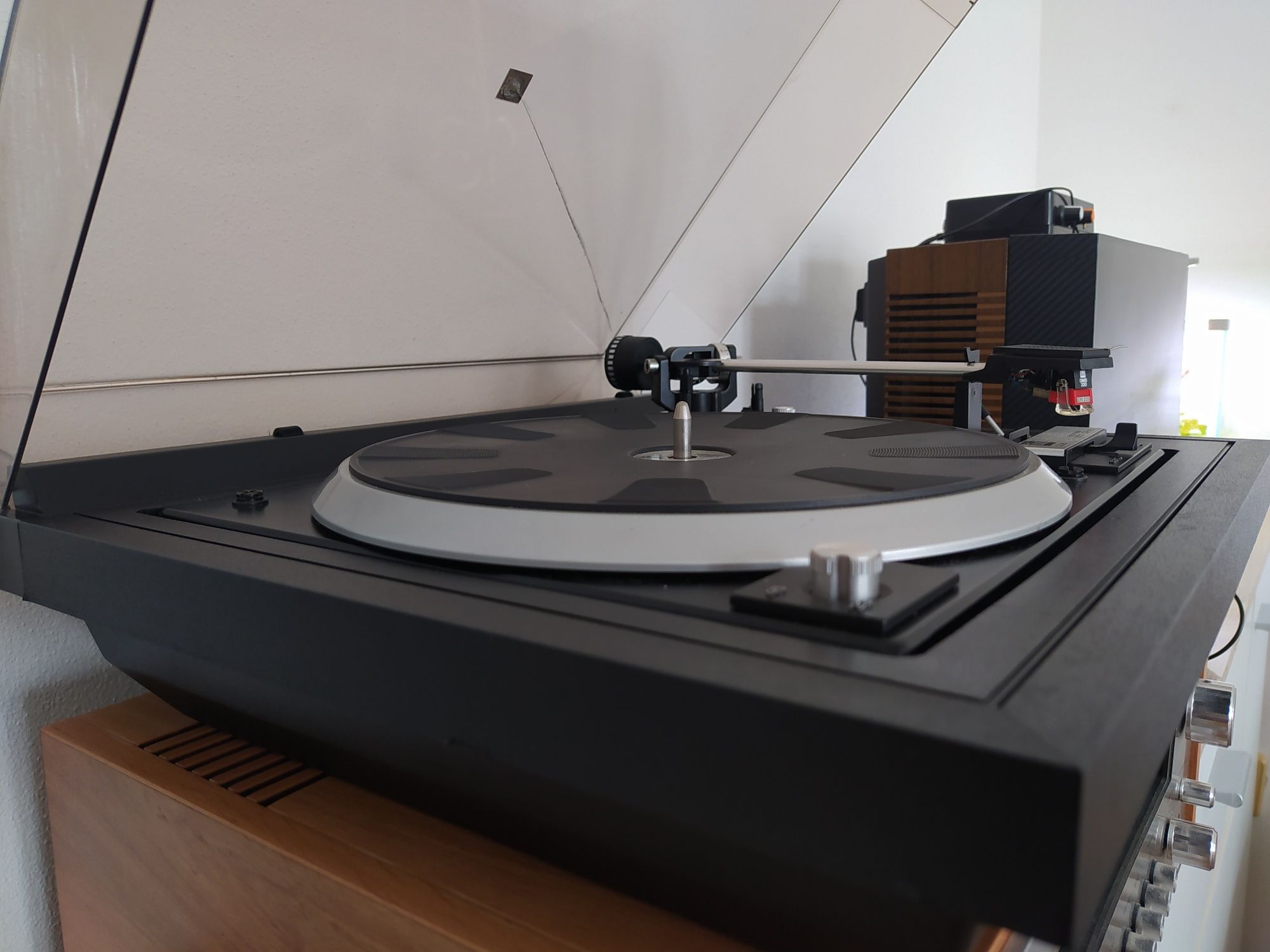 Gramofon Dual 1236