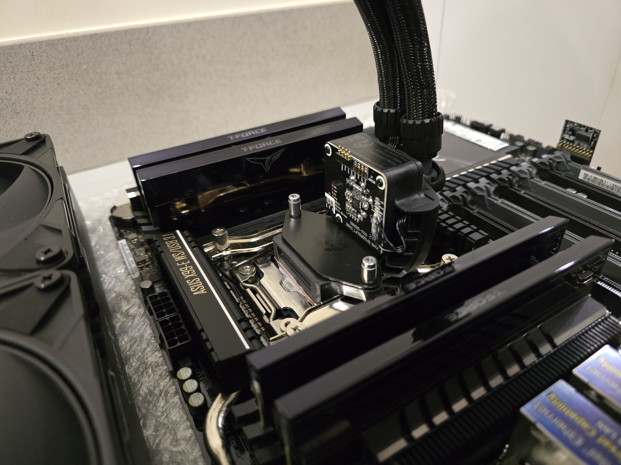 T-Force Xtreem ARGB DDR4 32Gb 3200Mhz CL14