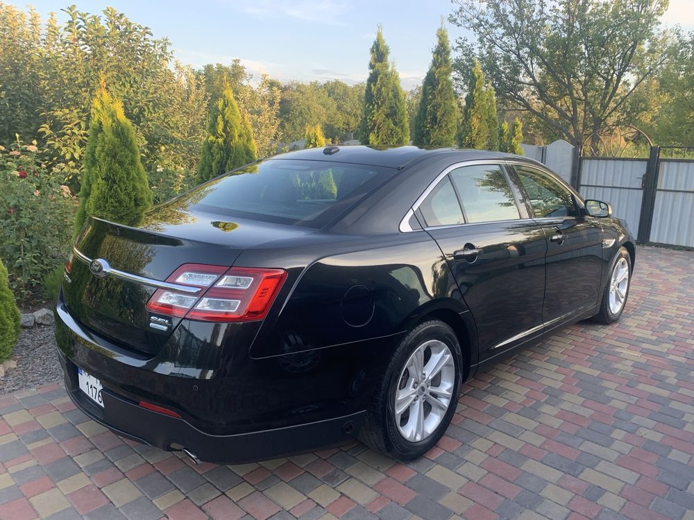 Продам Ford Taurus 2.0 ecoboost