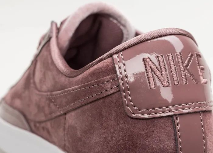 NIKE BLAZER LOW LX  - zamsz z satyną  - zjawiskowe - 37,5
