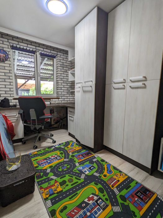 Особняк р-н вул. Короля Данила