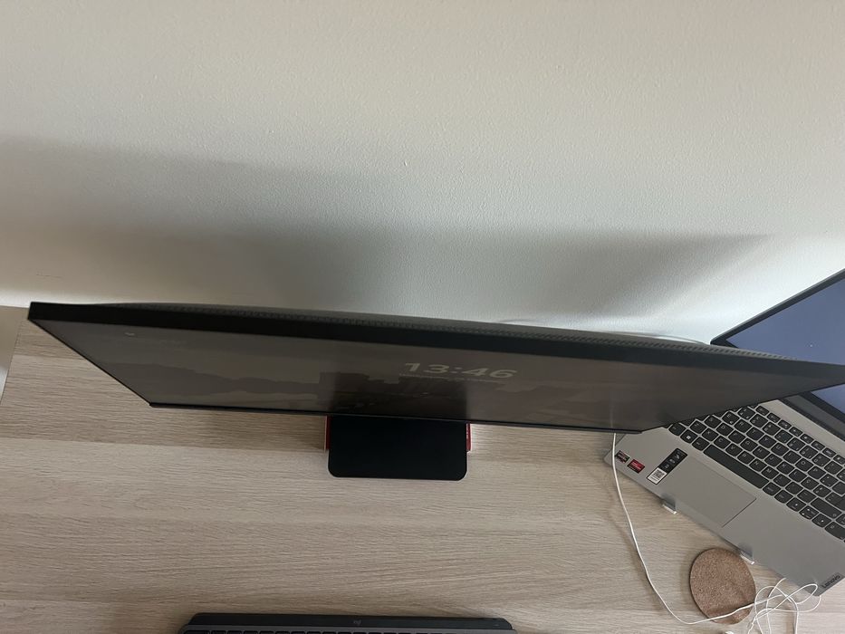 Monitor LG 27” com pouco uso