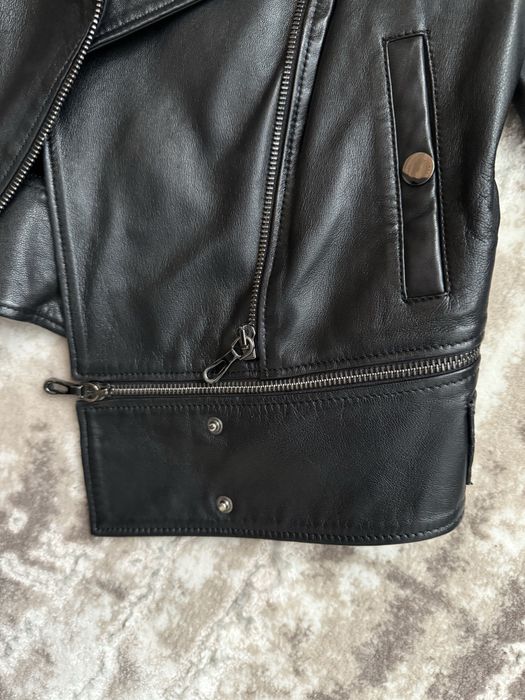 Натуральна шкіряна жіноча куртка