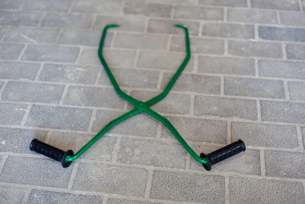 Захват для бордюра. Клещі. Клещи