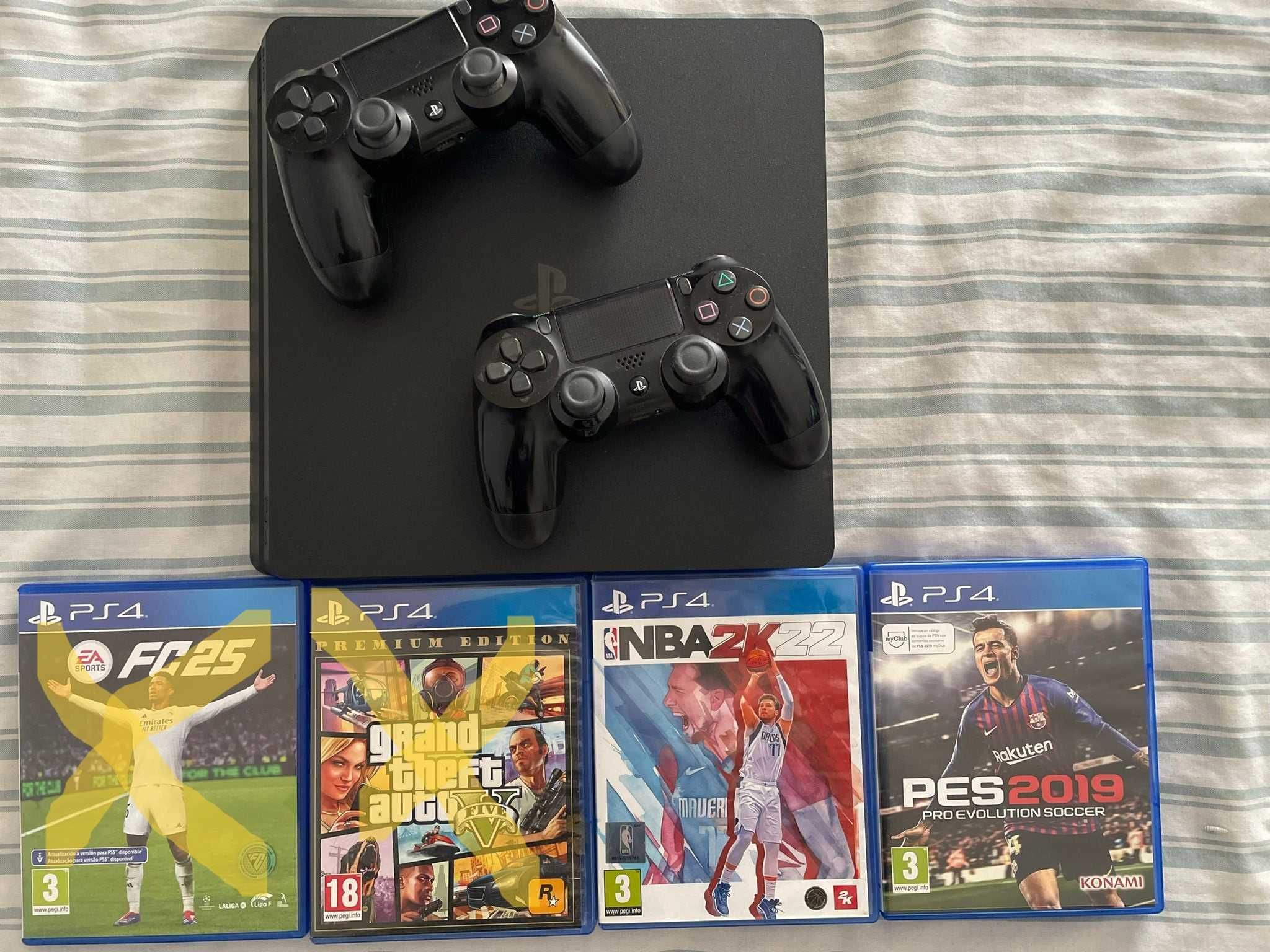 PS4 Slim 500GB + Jogos