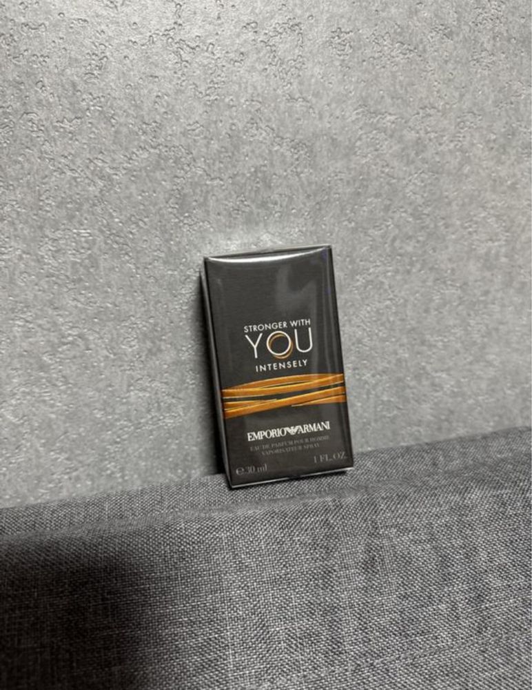 Парфюмированная вода Emporio Armani Stronger With You Intensely