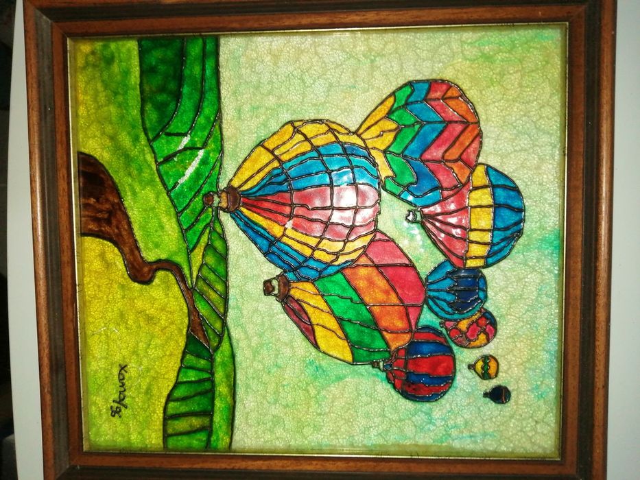 quadro "Balões" - Vitral Pintado à mão	Medidas	42 cm x 47 cm*