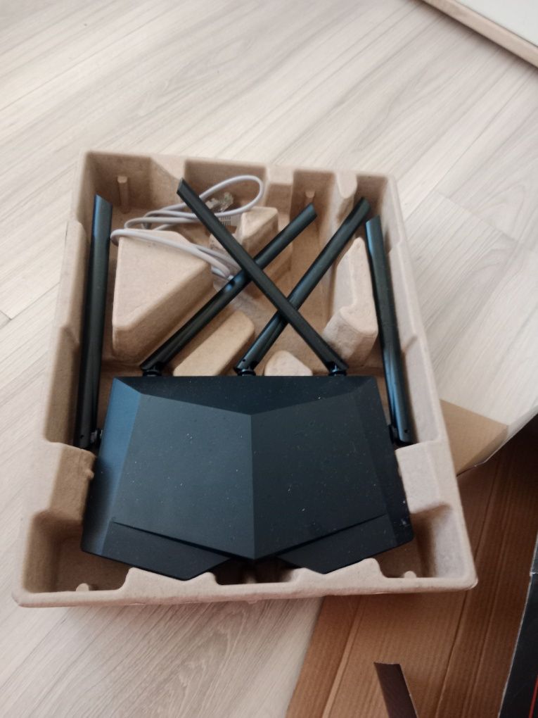 Sprzedam router wifii TENDA