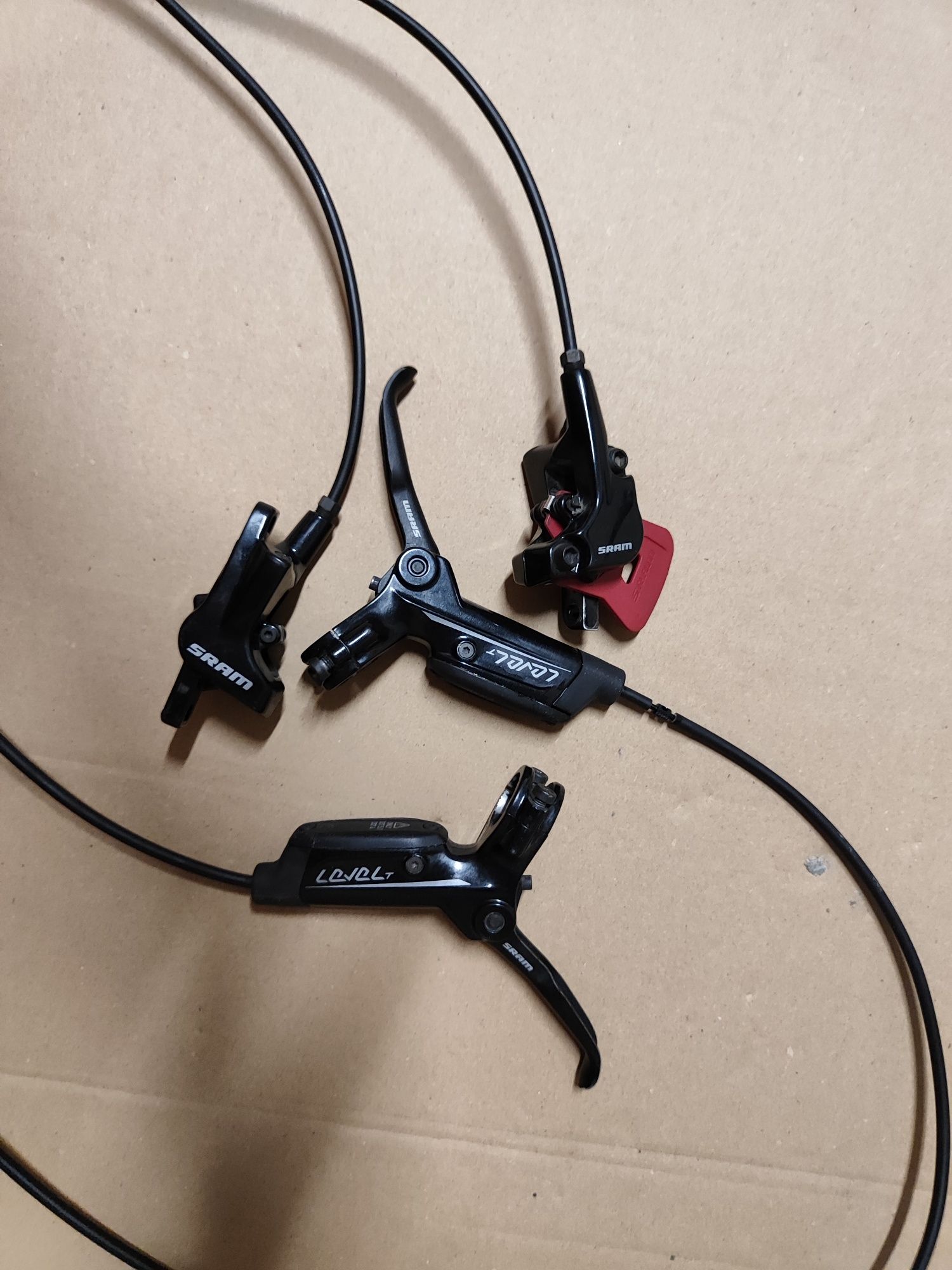 Hamulce hydrauliczne Sram level t