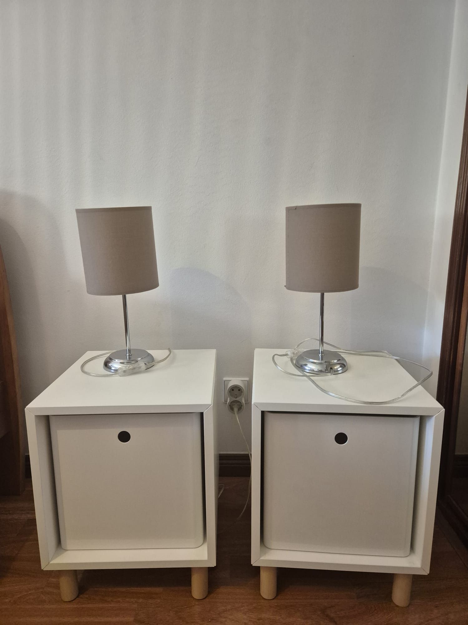 Mesas de Cabeceiras Eket Ikea