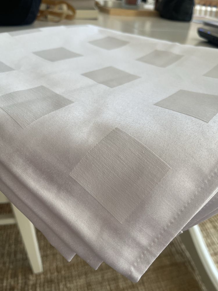 Toalhas de mesa quadradas ou retangulares