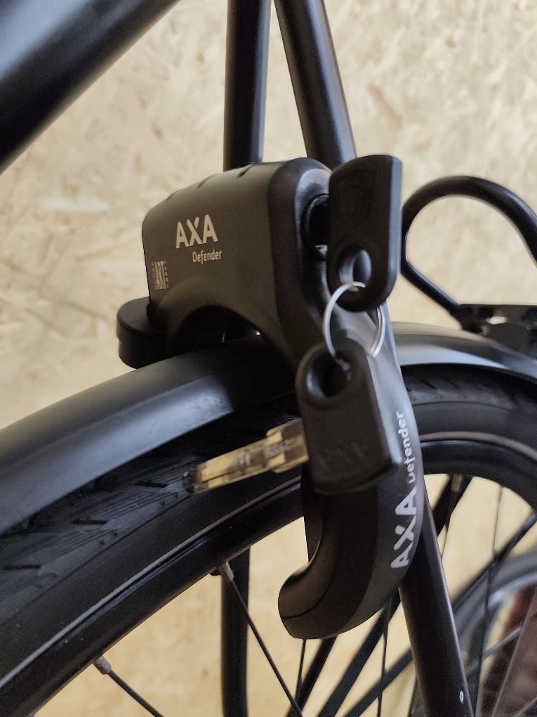 Rower TREK L500 pasek napędowy, Shimano Nexus
