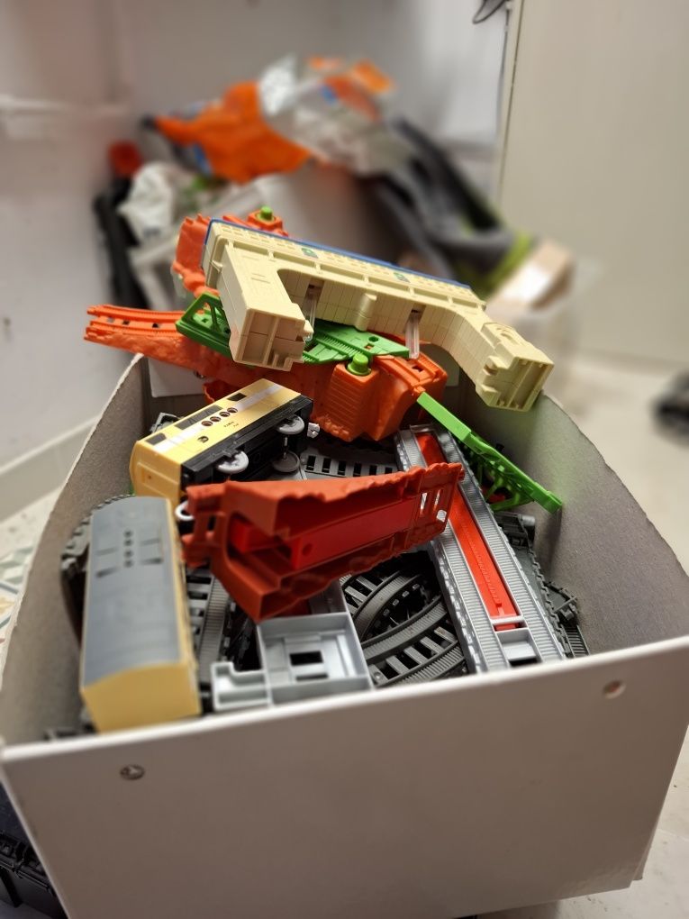 Pudełko z torami trackmaster Tomek i Przyjaciele