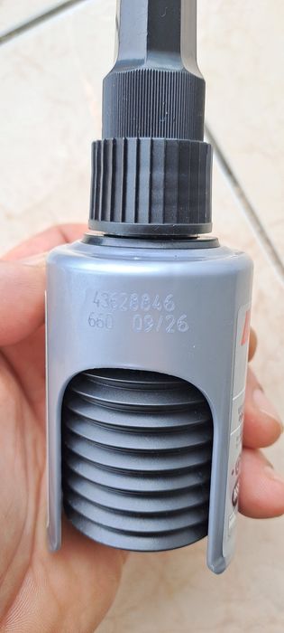 LOCTITE 660 - фіксатор циліндричних з'єднань.