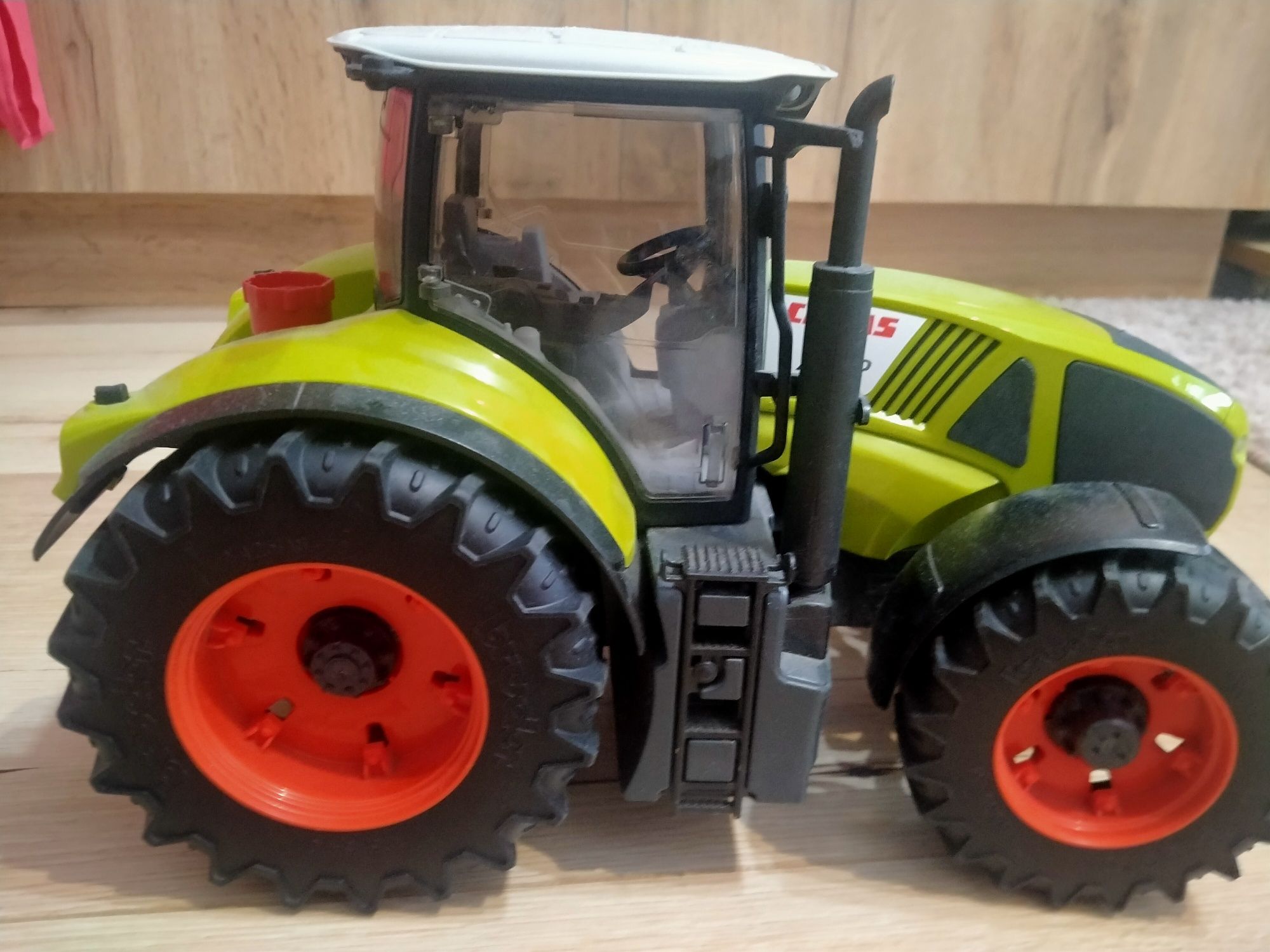 Ciągnik Claas Axion 950