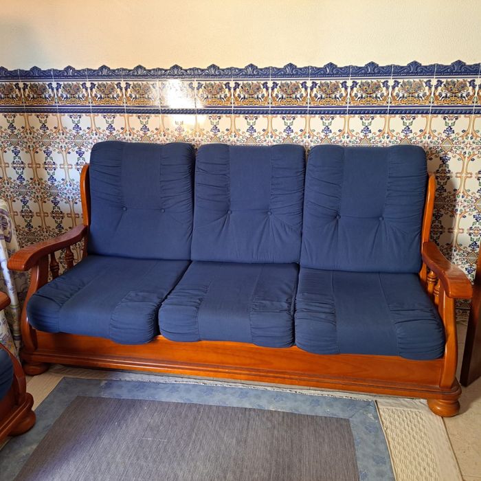Sofa - madeira maciça