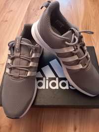 Super buty adidas.