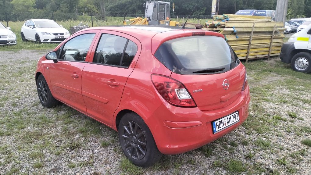 Opel Corsa 1.4 benzyna GAZ. Niemcy
