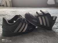 Buty firmy adidas r. 20