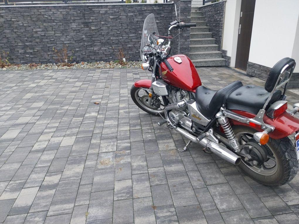 Honda Shadow VT 700 C