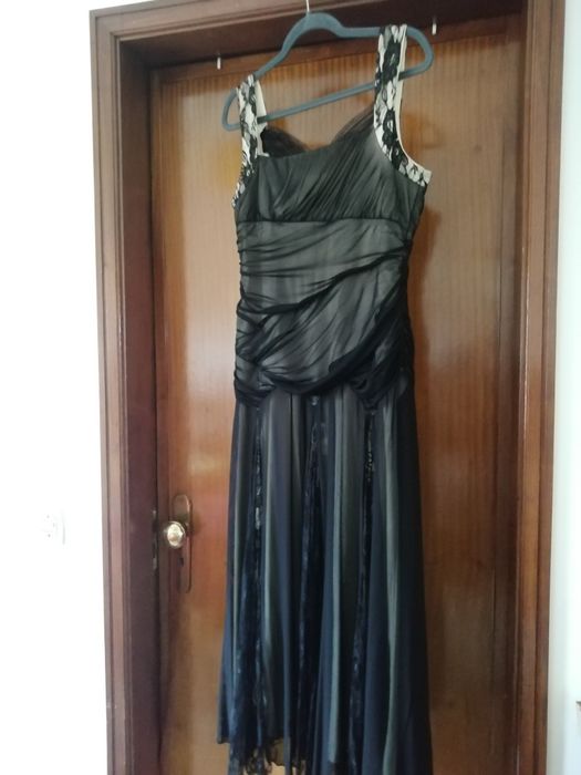 Vestido de cerimónia ou para jantares formais ou cocktails