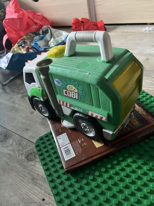 Śmieciarka łakomczuch Cobi