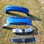 Maską zderzak lampy grill atrapa przód vw T4 lift 2001r niebieski