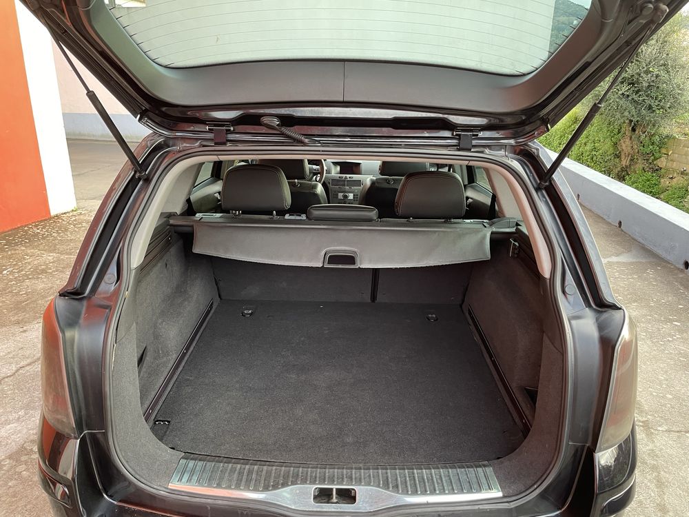 Opel Astra H/ Caravan/ OPC line