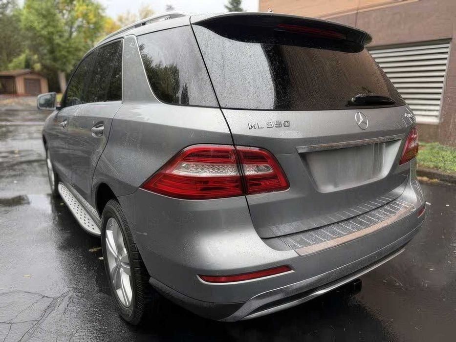 Mercedes-Benz M-Class ML 350 4MATIC      2013